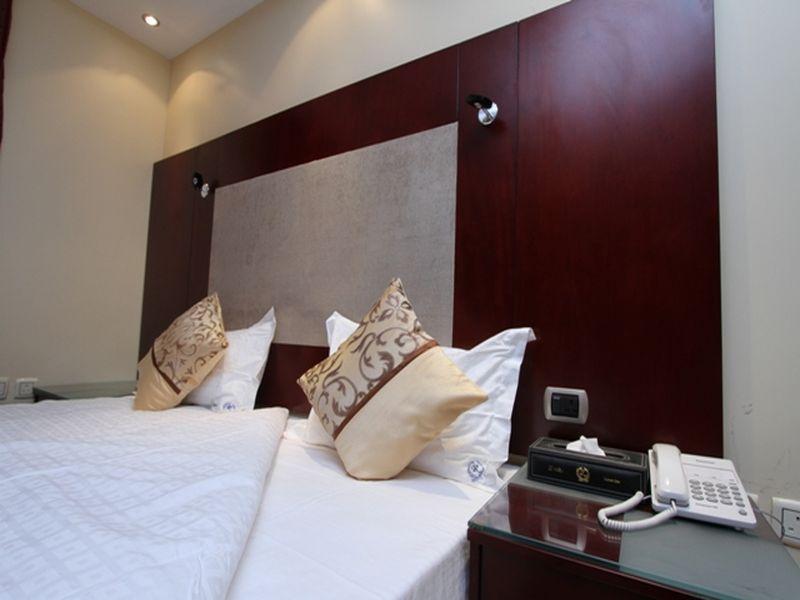 Raoum Inn Hail Bagian luar foto