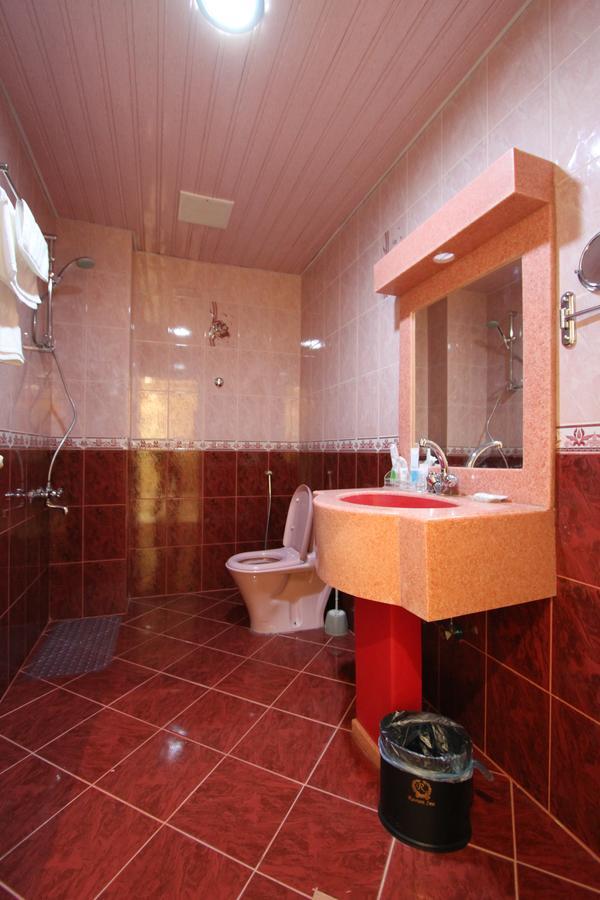 Raoum Inn Hail Bagian luar foto